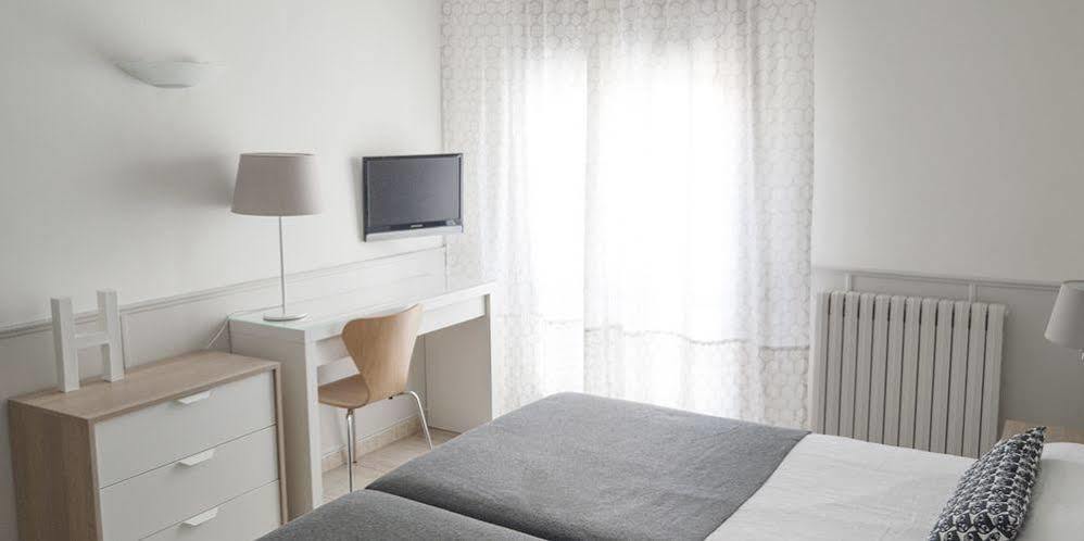 Hotel Rio Arga Zaragoza Eksteriør billede